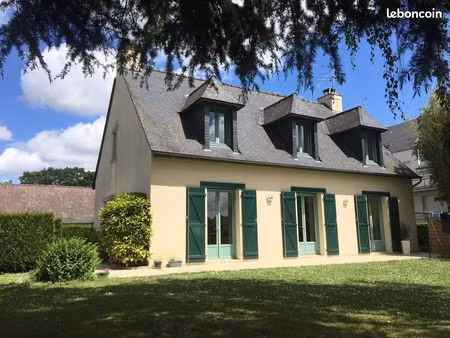 maison t6 - axe rennes-laval