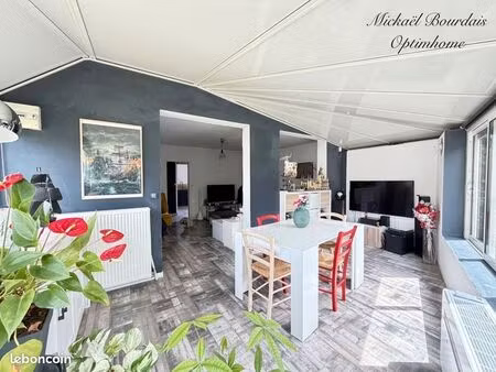 maison 5 pièces 104 m²