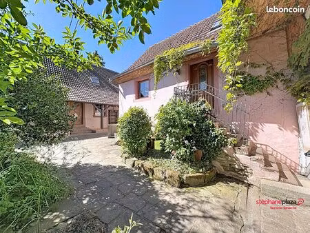 maison 9 pièces 234 m²