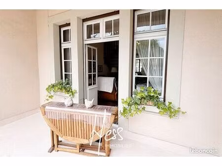 orangerie musiciens - beaucoup de cachet pour cette maison