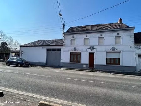 maison 6 pièces 160 m²