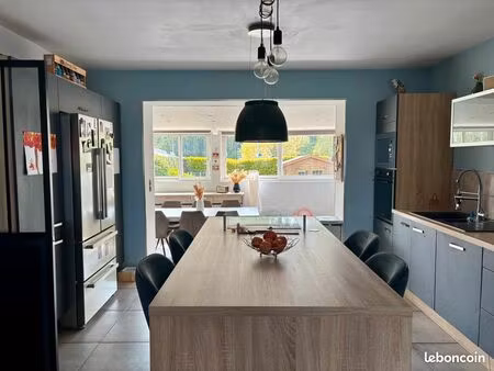 maison totalement rénovée à bersée