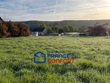 terrain 764 m² preval