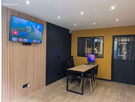 à louer – local professionnel / commercial rénové – centre de mâcon