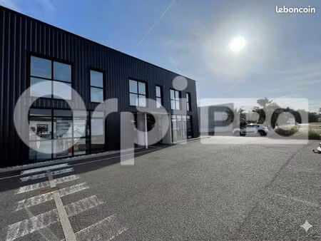 local commercial 320 m²