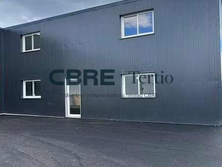 local d'activite 375 m² montbazon