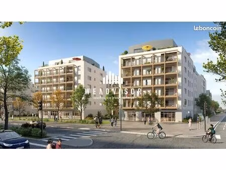 local commercial 100 m² tours