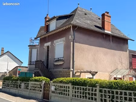 maison art déco 1929 – 201 m² – 3 ch – garage – calme – proche commerces