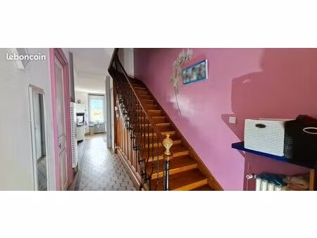 maison familiale lumineuse – 170 m² – centre de cours (69470)
