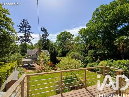 maison 10 pièces 303 m²