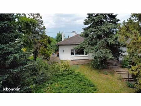 maison 5 pièces 155 m²