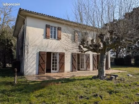 maison 230 m² saint julien en born