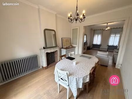 maison 7 pièces 150 m²