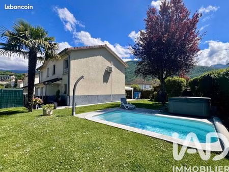 maison 4 pièces 82 m²