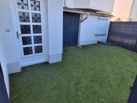 à louer verrières-en-anjou – bel appartement meublé t3 de 77 m² en rez-de-jardin – rénové 