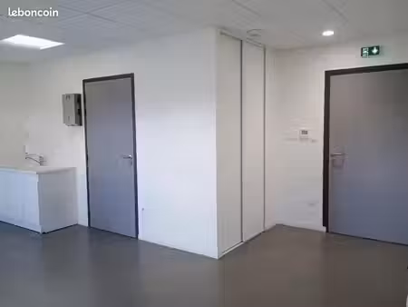 bureaux santé 30 m²