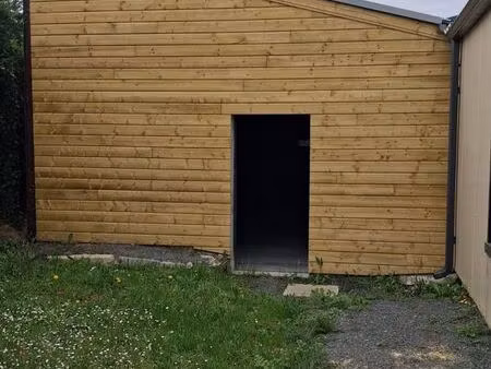 local de stockage 90m² amboise