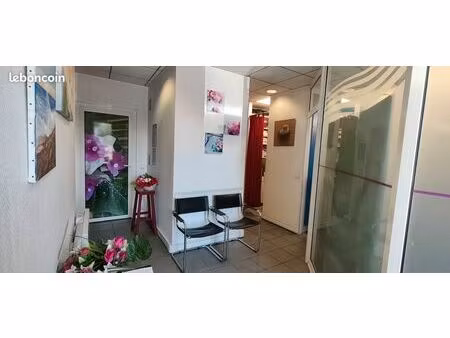 local 46 m² pau