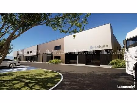 local 108 m²