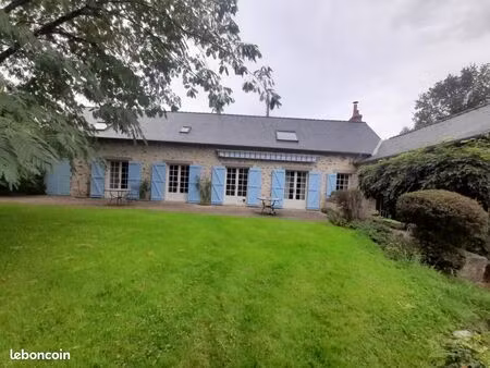 maison 9 pièces 202 m²