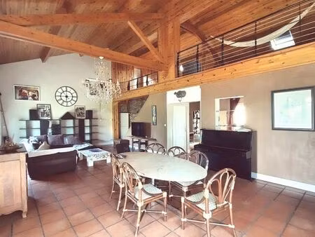 grande maison à clermont-ferrand avec terrain