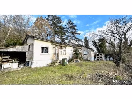 maison a retaper sur terrain clos de 317m2 avec magnifique vue