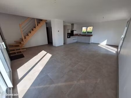 maison 111 m2 avec décennale