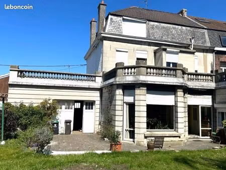 maison 6 pièces 190 m²