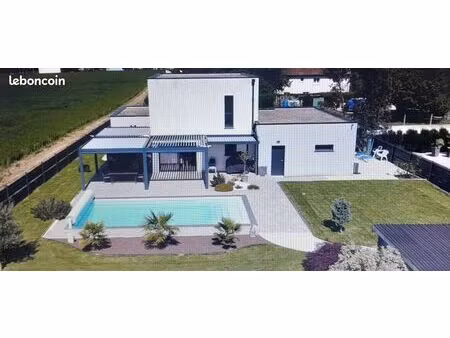 maison contemporaine a louer