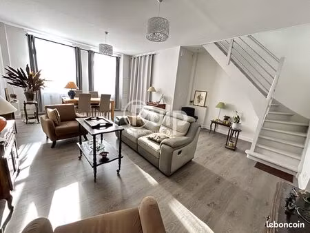 maison 6 pièces 114 m²