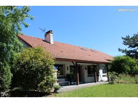 maison 7 pièces 194 m²