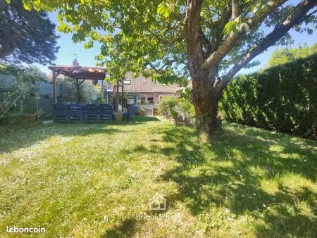 villa 5 pièces 116 m²