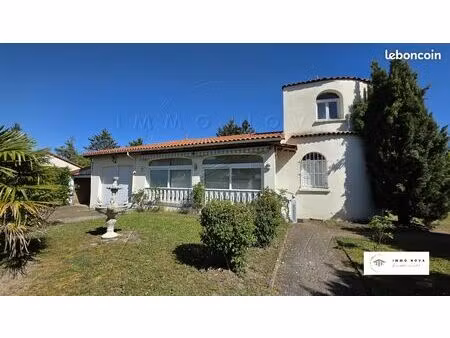 villa 5 pièces 110 m²