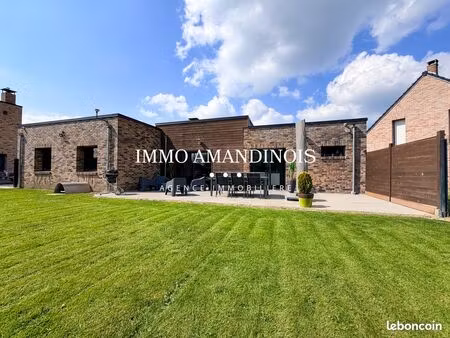 propriété 4 pièces 114 m²
