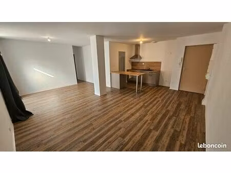 appartement t4 - 82m2 - centre d'arzacq