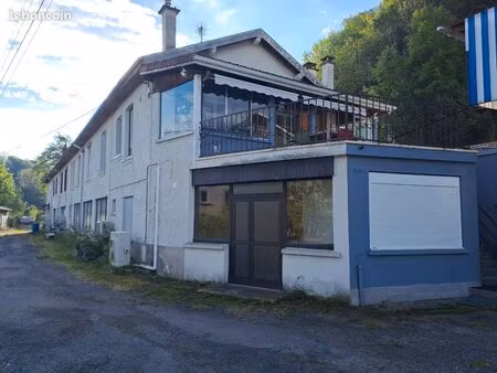 ensemble immobilier de 1200m2