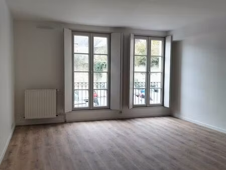 location appartement centre ville laval 53000