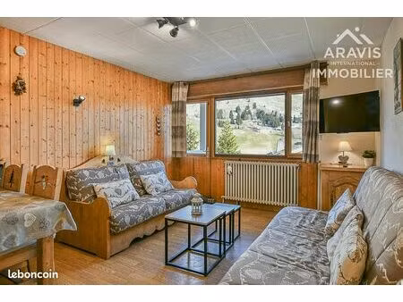 studio 1 pièce 25 m²