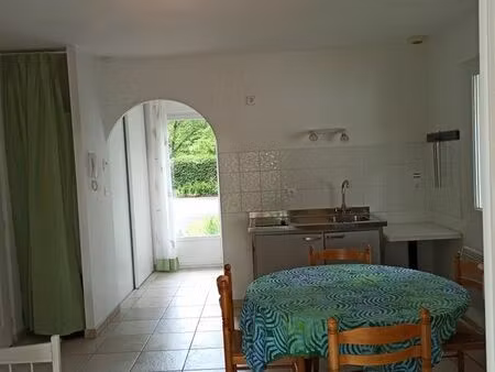 location studio dans residence principale