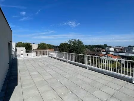 t4 récent – 80 m² + terrasse exceptionnelle de 59 m² + 2 garages