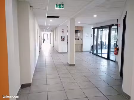 bureaux santé 17 m²