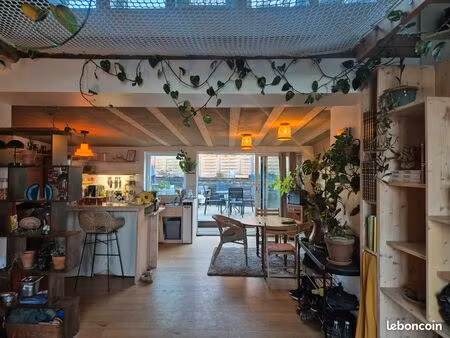 immeuble 200m2. habitation grande terrasse + commerce / fort potentiel