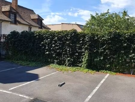parking - avenue de la république