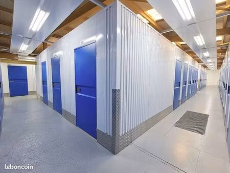 location box sécurisé (assurance comprise) à partir de 2m² à 45 par mois