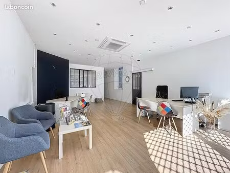 local commercial 101 m²
