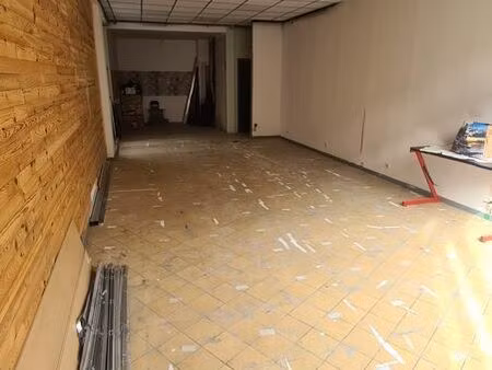 local commercial centre-ville courpière 60m²