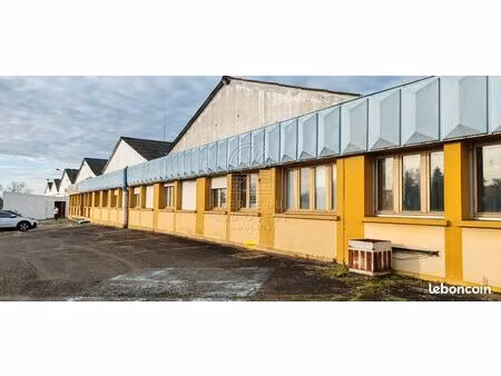 local 12867 m² hagetmau