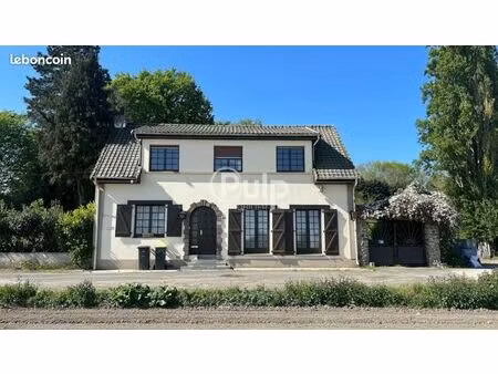 maison 6 pièces 132 m²