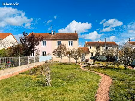 maison 4 pièces 70 m²