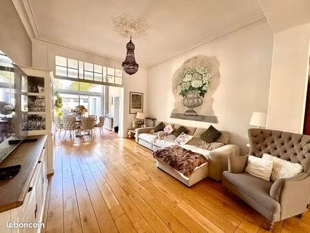 superbe maison top secteur/ 5chbr/ double garage